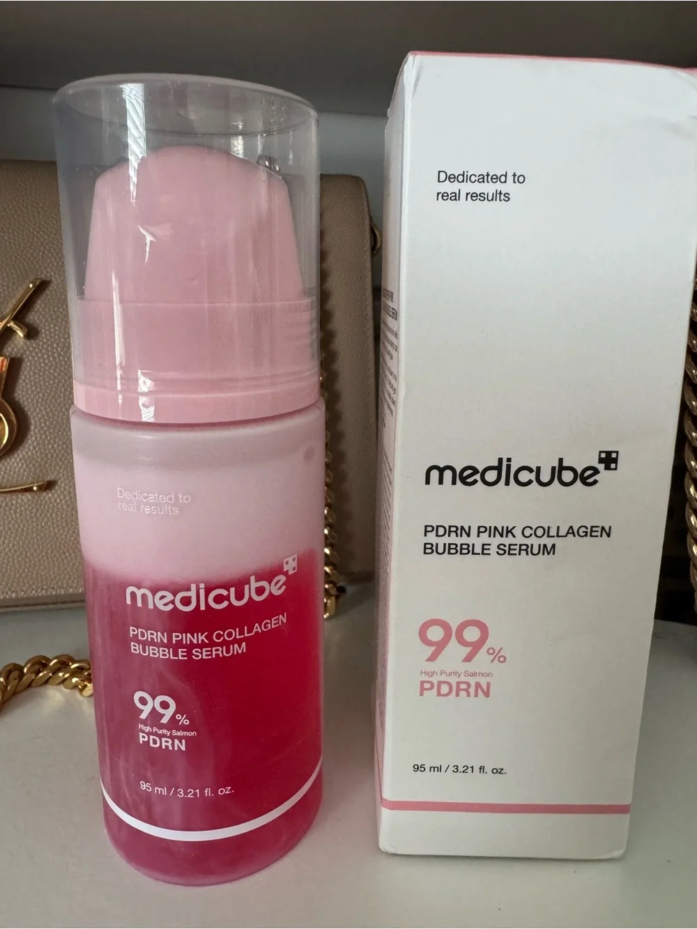 Medicube pink collagen